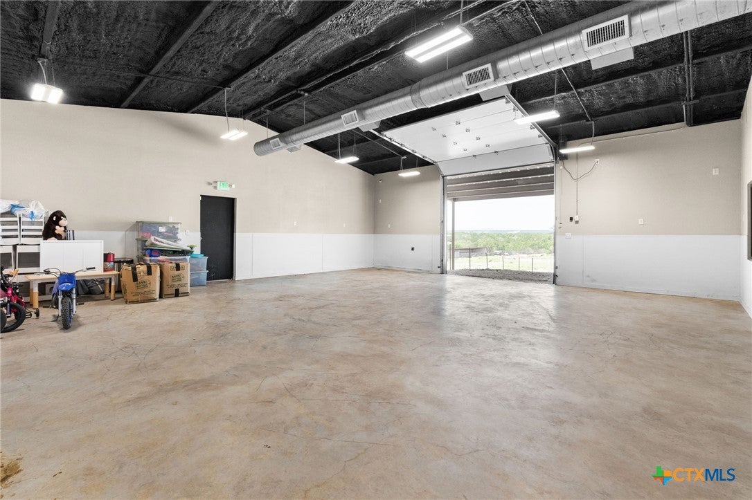 Kempner, Texas, 76539, United States, 5 Bedrooms Bedrooms, ,5 BathroomsBathrooms,Residential,Active,1898012