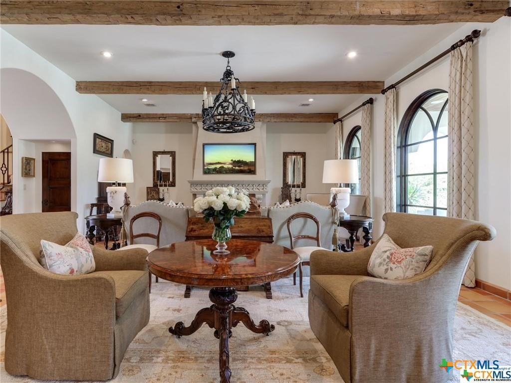 Victoria, Texas, 77904, United States, 5 Bedrooms Bedrooms, ,8 BathroomsBathrooms,Residential,Active,1912815