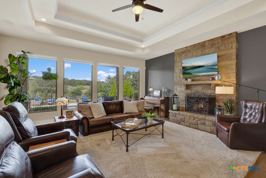 New Braunfels, Texas, 78132, United States, 4 Bedrooms Bedrooms, ,4 BathroomsBathrooms,Residential,Active,1993682