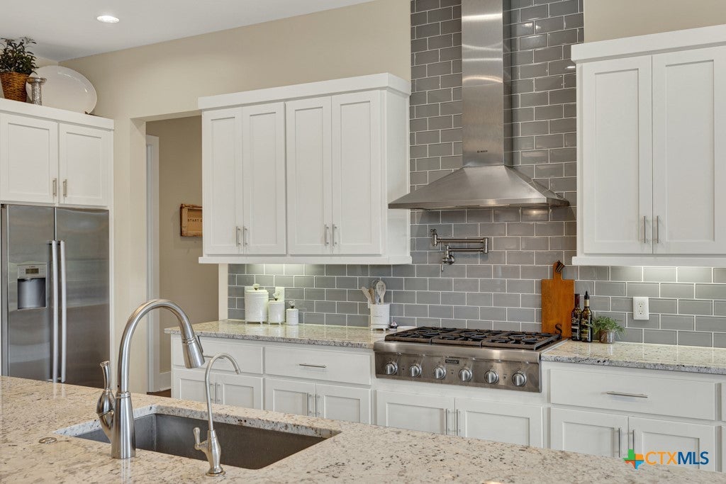 New Braunfels, Texas, 78132, United States, 4 Bedrooms Bedrooms, ,4 BathroomsBathrooms,Residential,Active,1993682