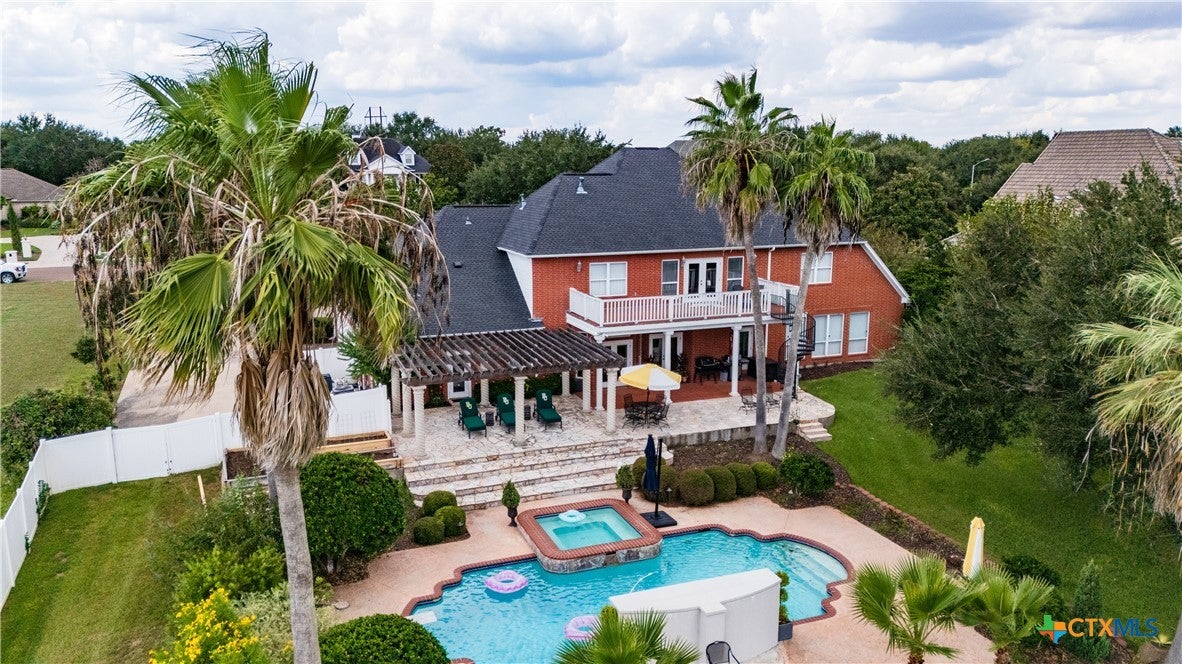 Victoria, Texas, 77904, United States, 5 Bedrooms Bedrooms, ,5 BathroomsBathrooms,Residential,Active,1961924