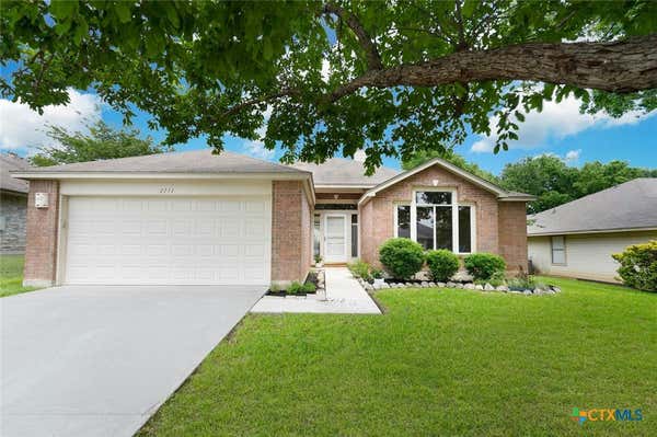 2111 CORNERSTONE DR, NEW BRAUNFELS, TX 78130, photo 3 of 16