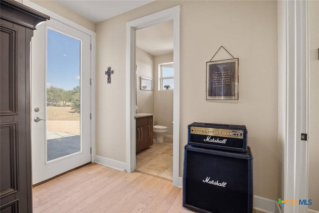 Round Mountain, Texas, 78663, United States, 4 Bedrooms Bedrooms, ,4 BathroomsBathrooms,Residential,Active,1966026