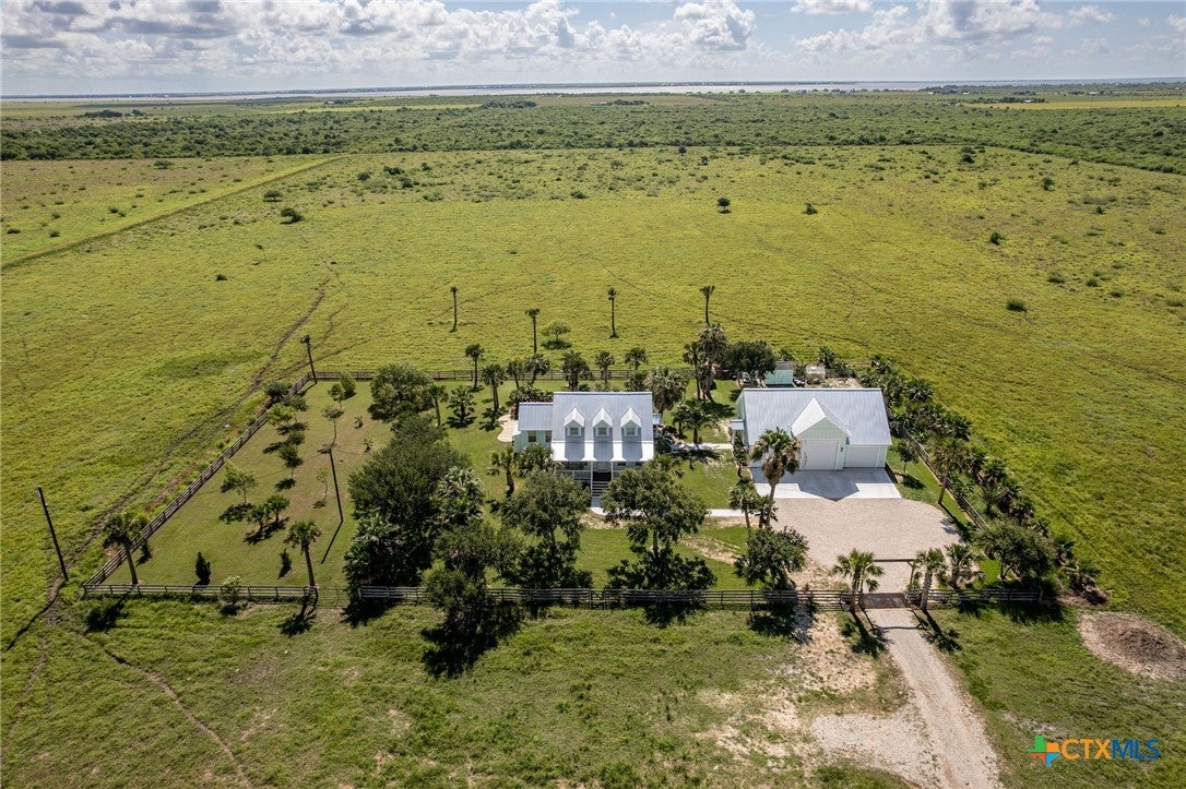 Port Lavaca, Texas, 77979, United States, ,3 BathroomsBathrooms,Residential,Active,1871190
