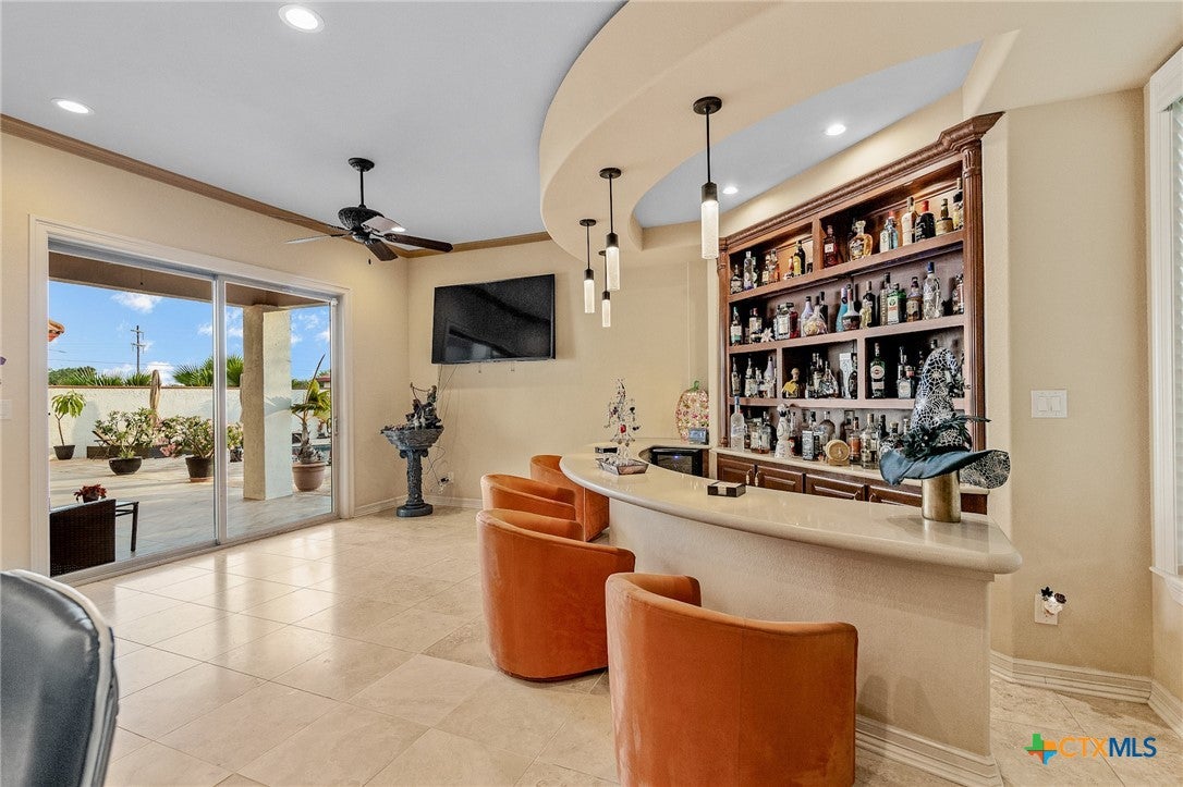 Inez, Texas, 77968, United States, ,5 BathroomsBathrooms,Residential,Active,1769514