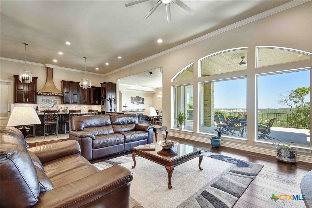 Bulverde, Texas, 78163, United States, 5 Bedrooms Bedrooms, ,5 BathroomsBathrooms,Residential,Active,1988459