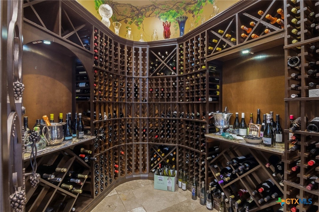 Inez, Texas, 77968, United States, 5 Bedrooms Bedrooms, ,6 BathroomsBathrooms,Residential,Active,1999904