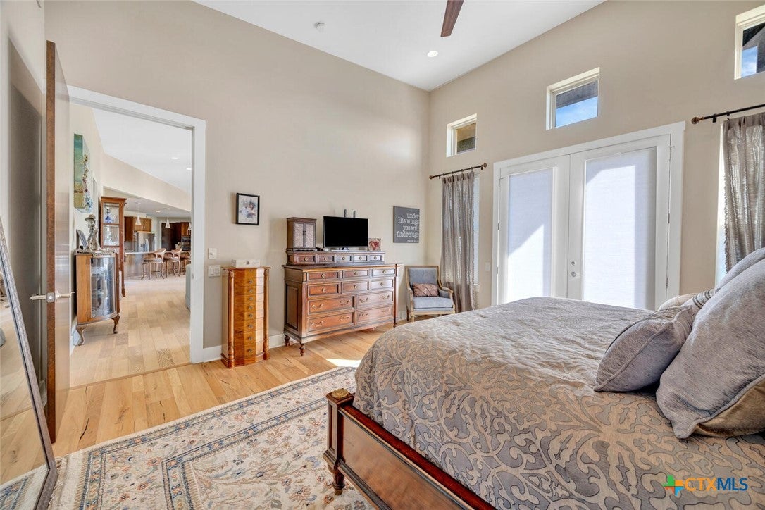 Round Mountain, Texas, 78663, United States, 4 Bedrooms Bedrooms, ,4 BathroomsBathrooms,Residential,Active,1966026