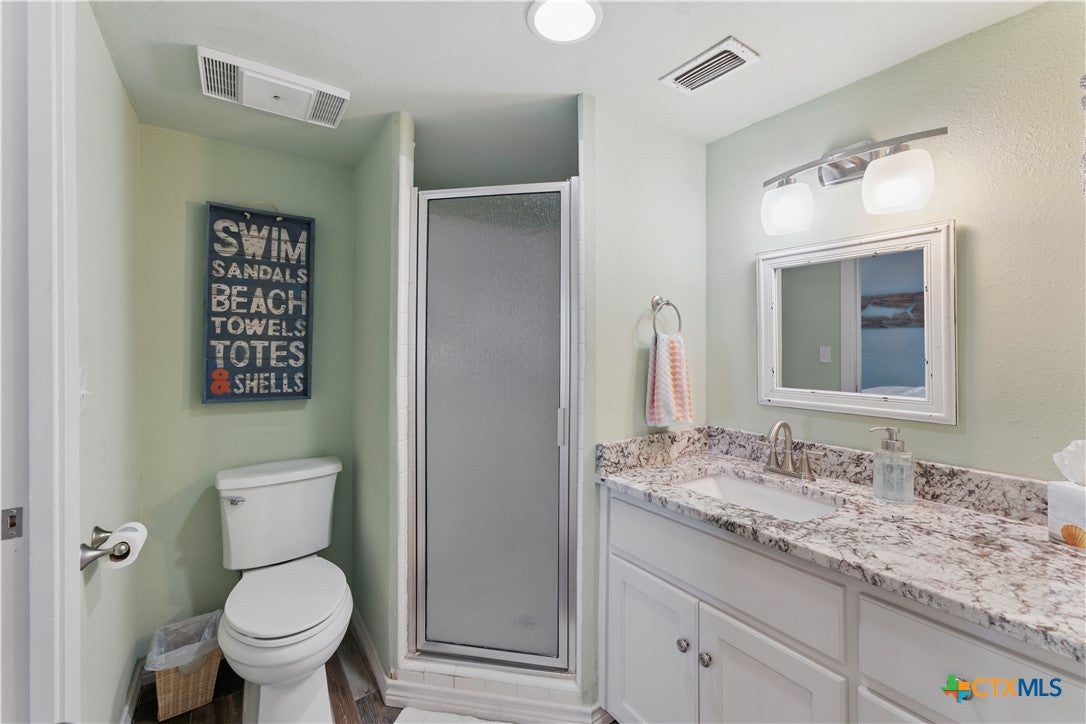 Rockport, Texas, 78382, United States, 4 Bedrooms Bedrooms, ,4 BathroomsBathrooms,Residential,Active,1973291