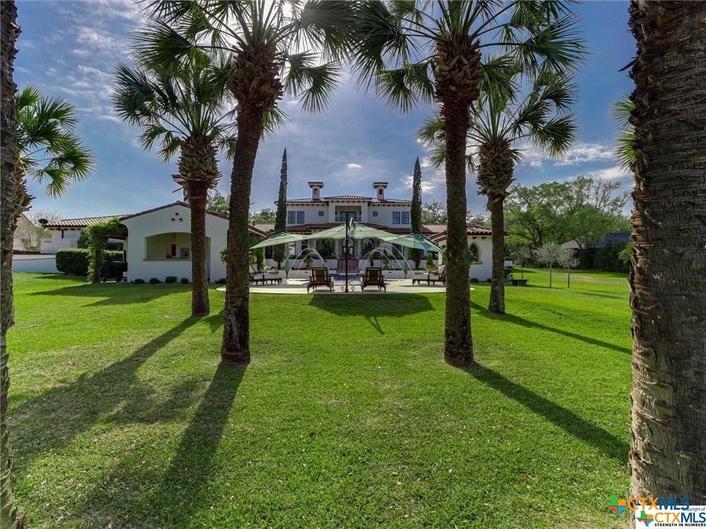 Victoria, Texas, 77904, United States, 5 Bedrooms Bedrooms, ,8 BathroomsBathrooms,Residential,Active,1912815