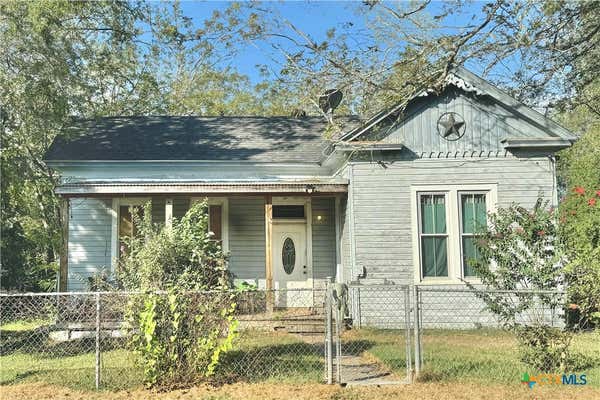 301 HACKBERRY ST, HALLETTSVILLE, TX 77964 - Image 1