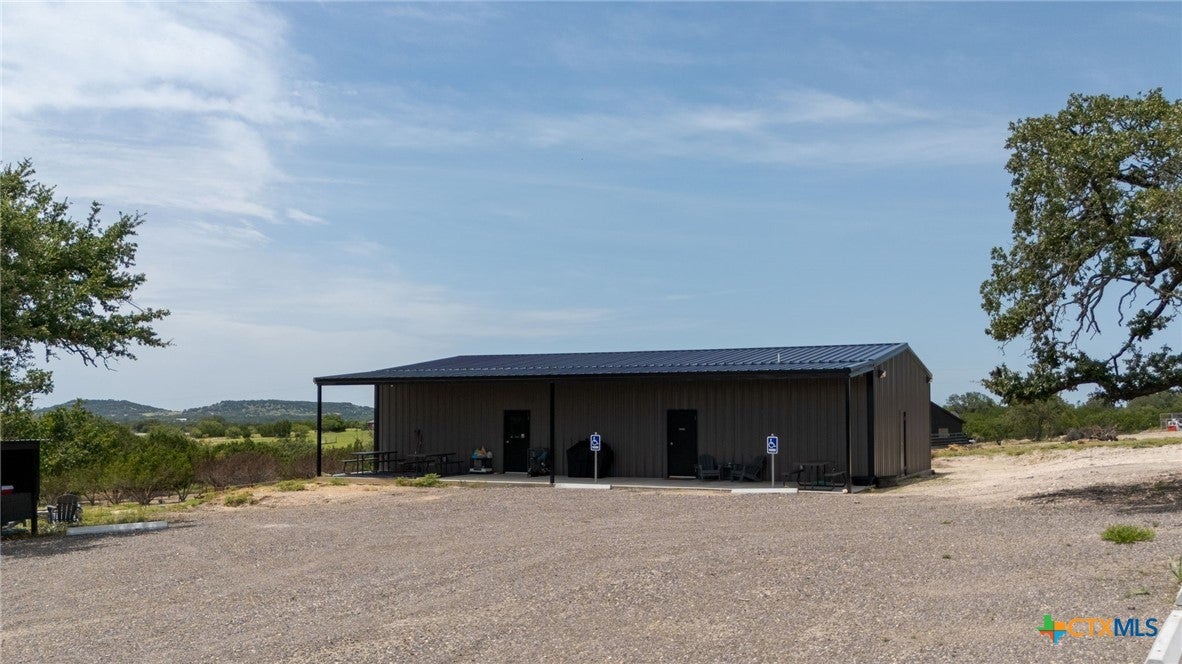 Kempner, Texas, 76539, United States, 5 Bedrooms Bedrooms, ,5 BathroomsBathrooms,Residential,Active,1898012