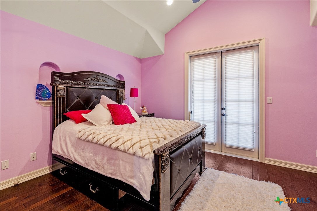 Inez, Texas, 77968, United States, ,5 BathroomsBathrooms,Residential,Active,1769514