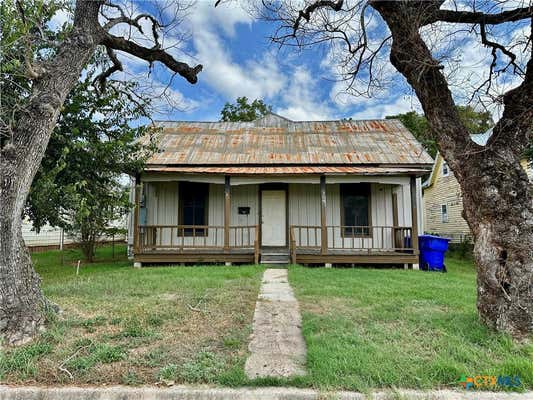 309 HOPKINS ST, YOAKUM, TX 77995 - Image 1