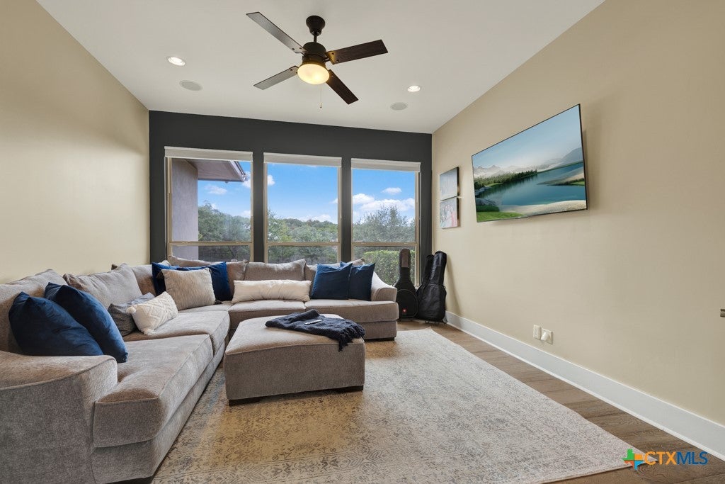 New Braunfels, Texas, 78132, United States, 4 Bedrooms Bedrooms, ,4 BathroomsBathrooms,Residential,Active,1993682