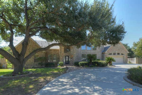 153 CHELSEA ST, NEW BRAUNFELS, TX 78130, photo 2 of 40