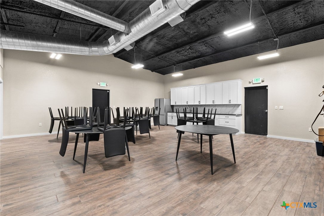 Kempner, Texas, 76539, United States, 5 Bedrooms Bedrooms, ,5 BathroomsBathrooms,Residential,Active,1898012