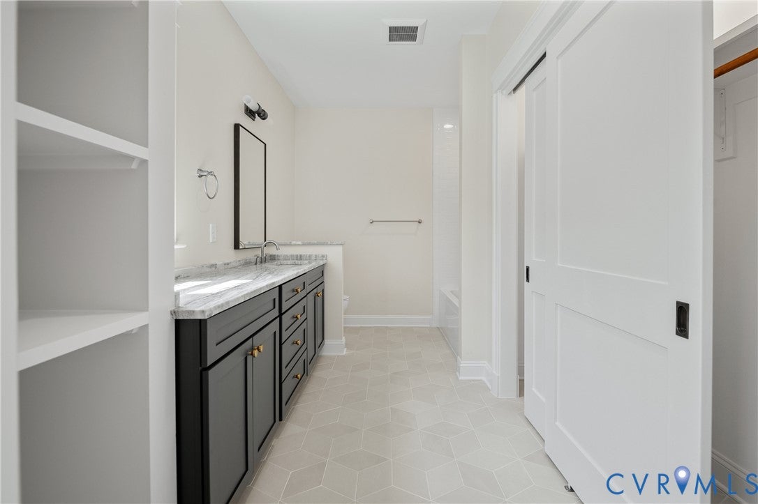 Richmond, Virginia, 23230, United States, 4 Bedrooms Bedrooms, ,5 BathroomsBathrooms,Residential,Active,2001336