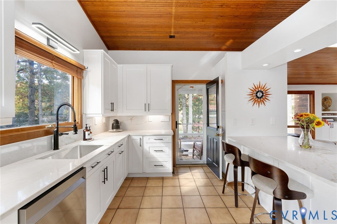 Henrico, Virginia, 23233, United States, 5 Bedrooms Bedrooms, ,5 BathroomsBathrooms,Residential,Active,1987229