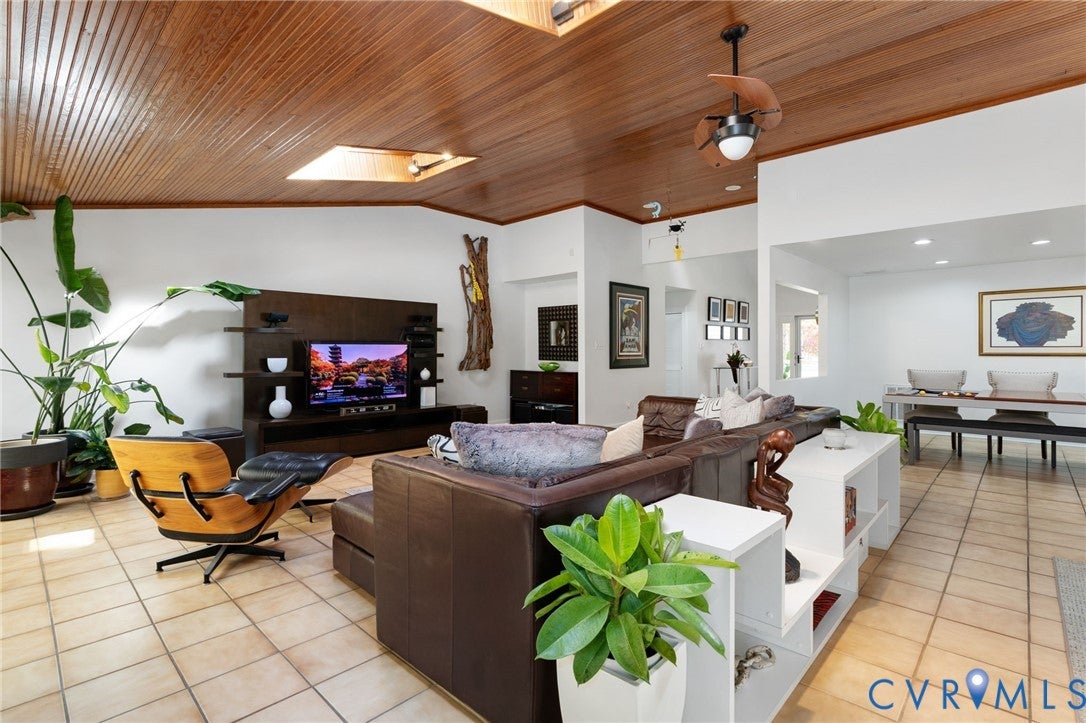 Henrico, Virginia, 23233, United States, 5 Bedrooms Bedrooms, ,5 BathroomsBathrooms,Residential,Active,1987229