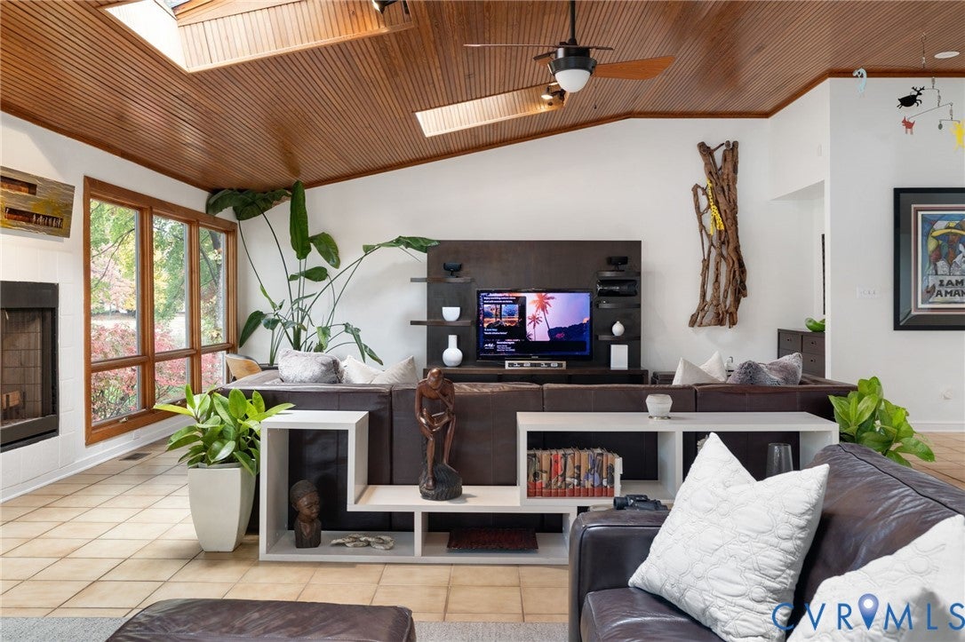 Henrico, Virginia, 23233, United States, 5 Bedrooms Bedrooms, ,5 BathroomsBathrooms,Residential,Active,1987229