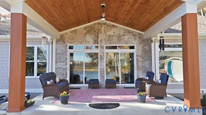 Charles City, Virginia, 23030, United States, 3 Bedrooms Bedrooms, ,4 BathroomsBathrooms,Residential,Active,1990680