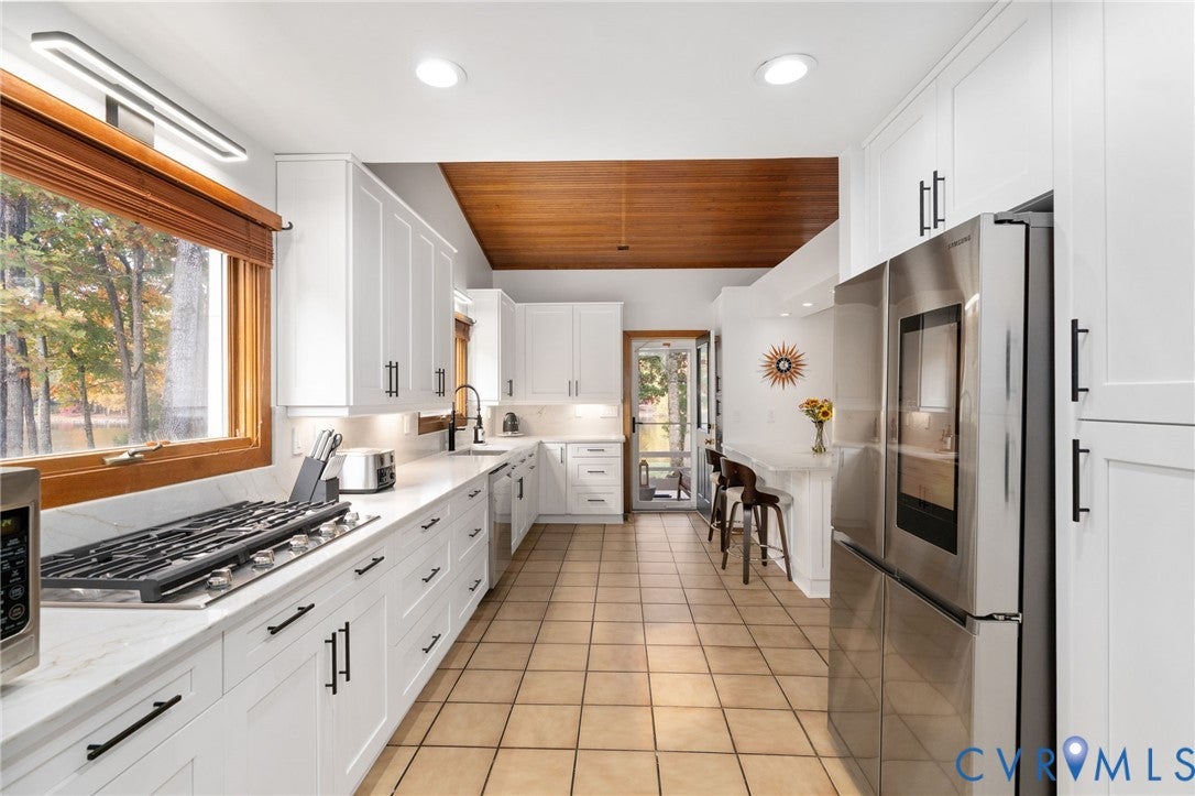 Henrico, Virginia, 23233, United States, 5 Bedrooms Bedrooms, ,5 BathroomsBathrooms,Residential,Active,1987229