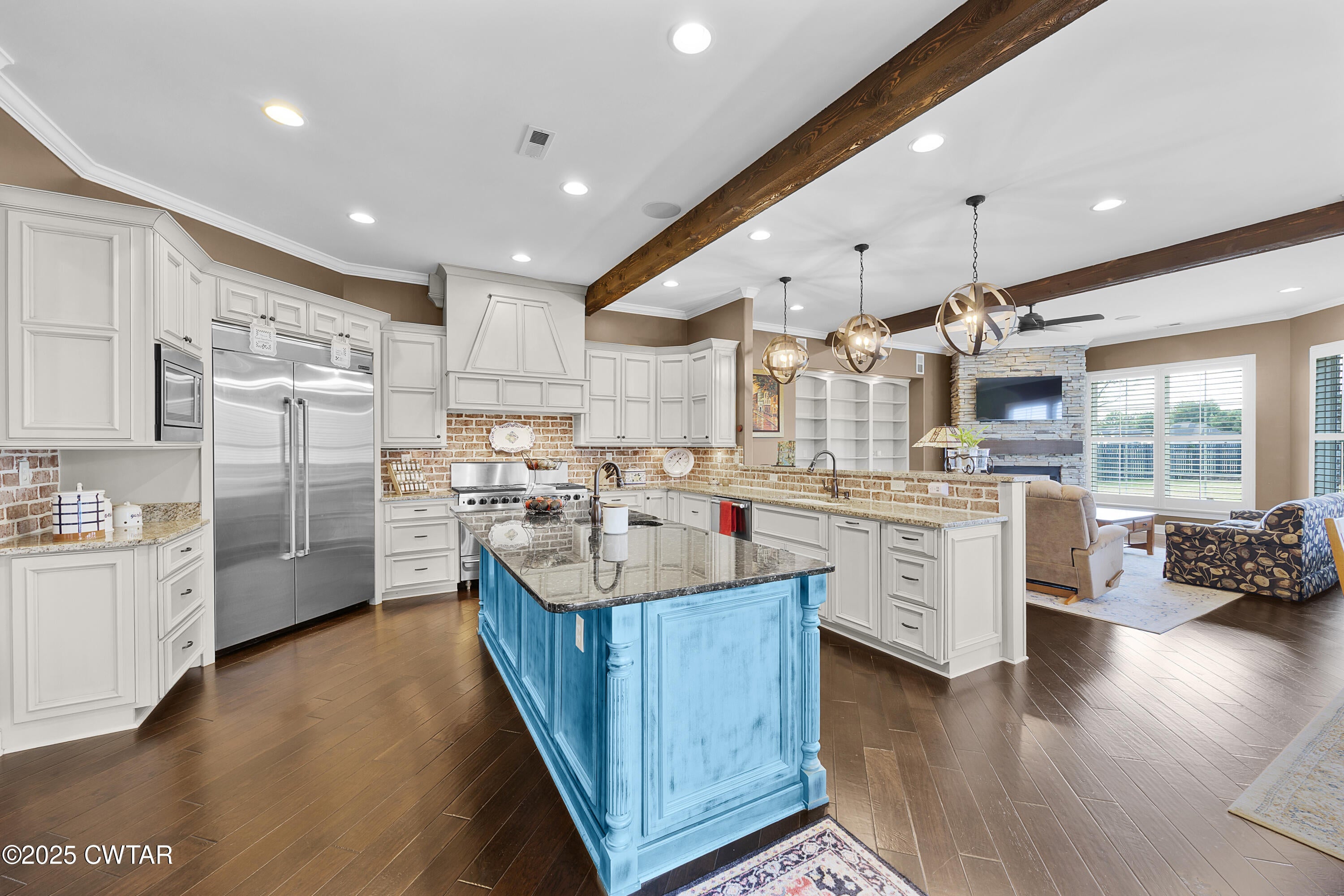 Jackson, Tennessee, 38305, United States, 5 Bedrooms Bedrooms, ,6 BathroomsBathrooms,Residential,Active,1933718