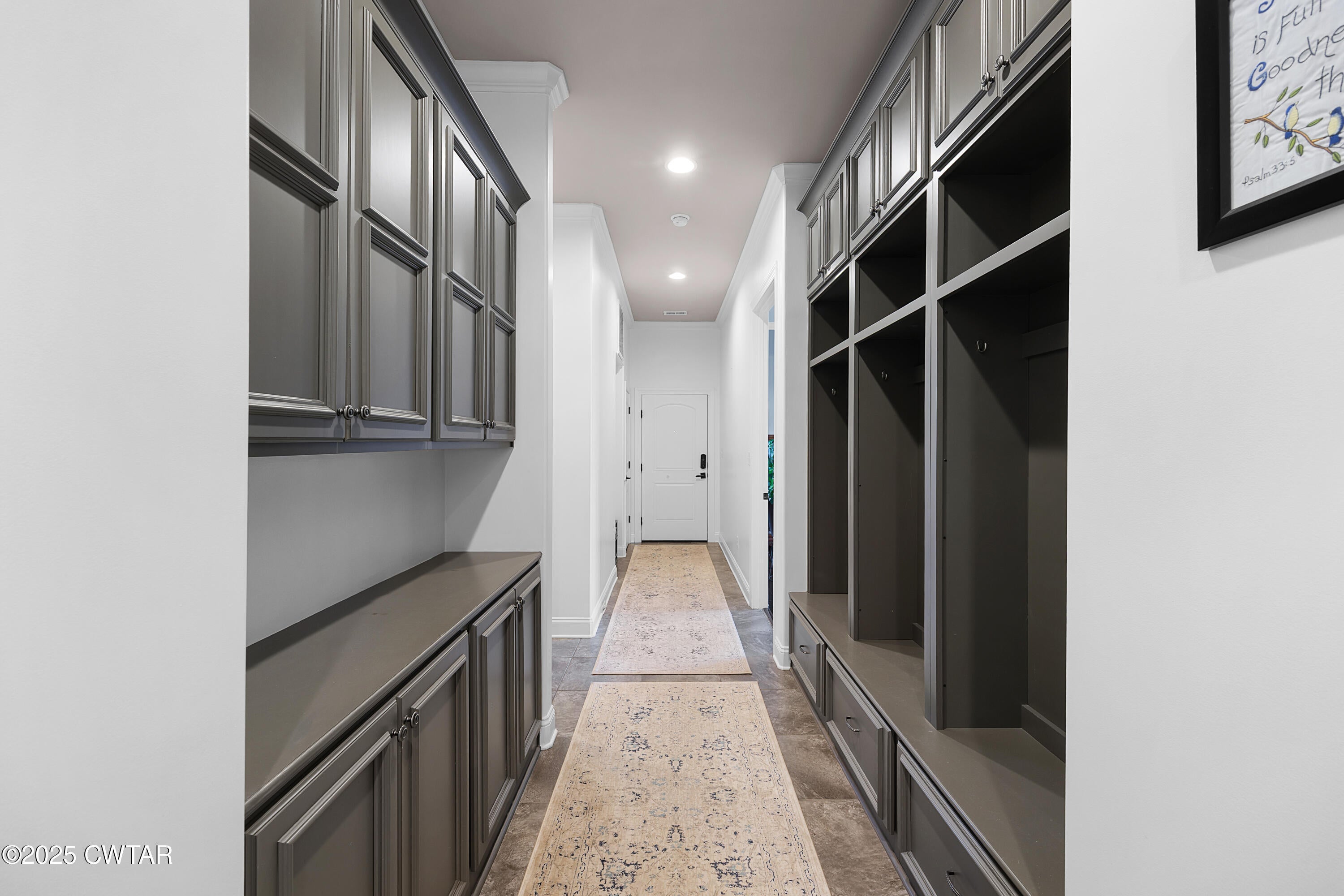 Jackson, Tennessee, 38305, United States, 5 Bedrooms Bedrooms, ,6 BathroomsBathrooms,Residential,Active,1933718