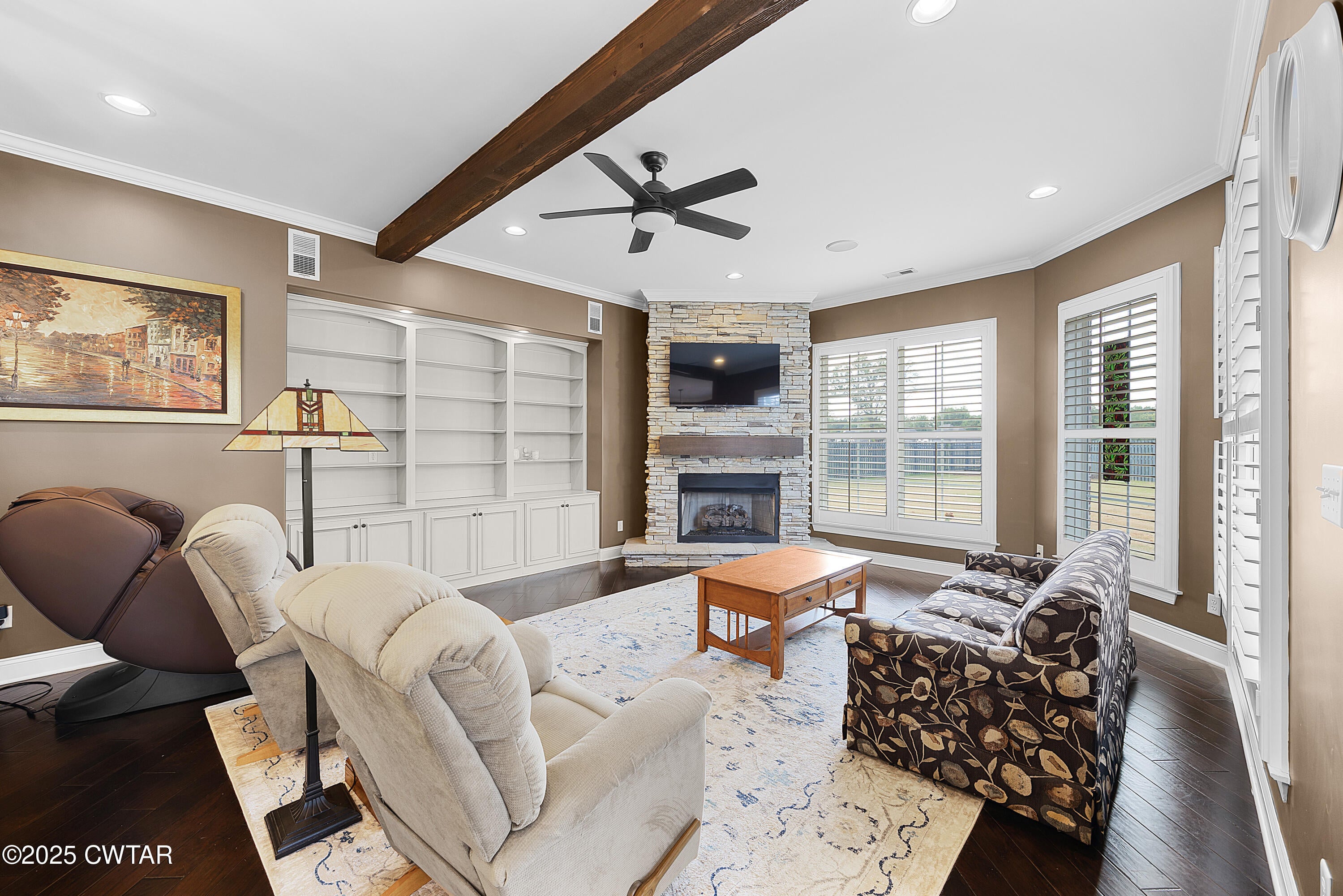 Jackson, Tennessee, 38305, United States, 5 Bedrooms Bedrooms, ,6 BathroomsBathrooms,Residential,Active,1933718