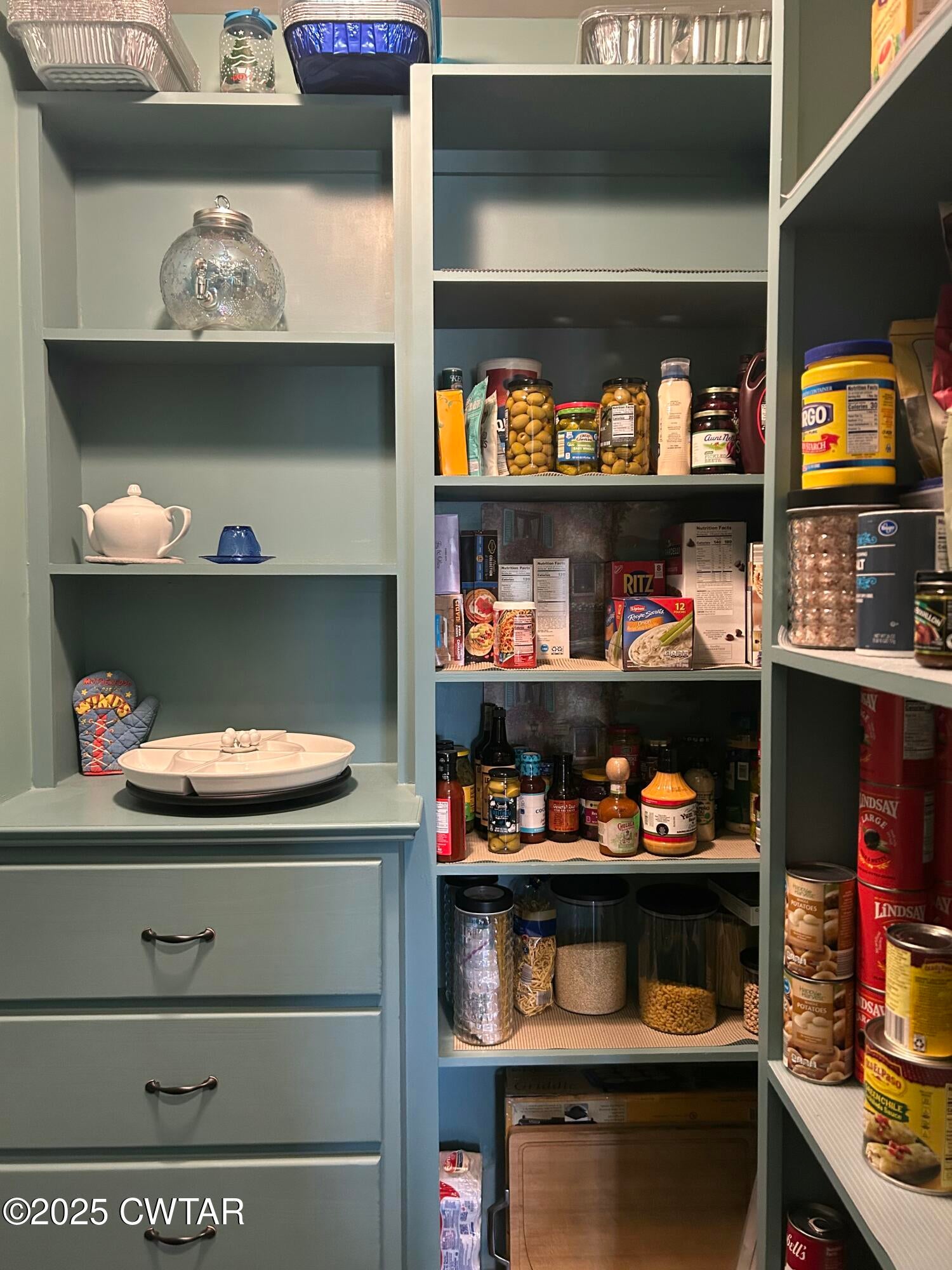 Jackson, Tennessee, 38305, United States, 5 Bedrooms Bedrooms, ,6 BathroomsBathrooms,Residential,Active,1933718