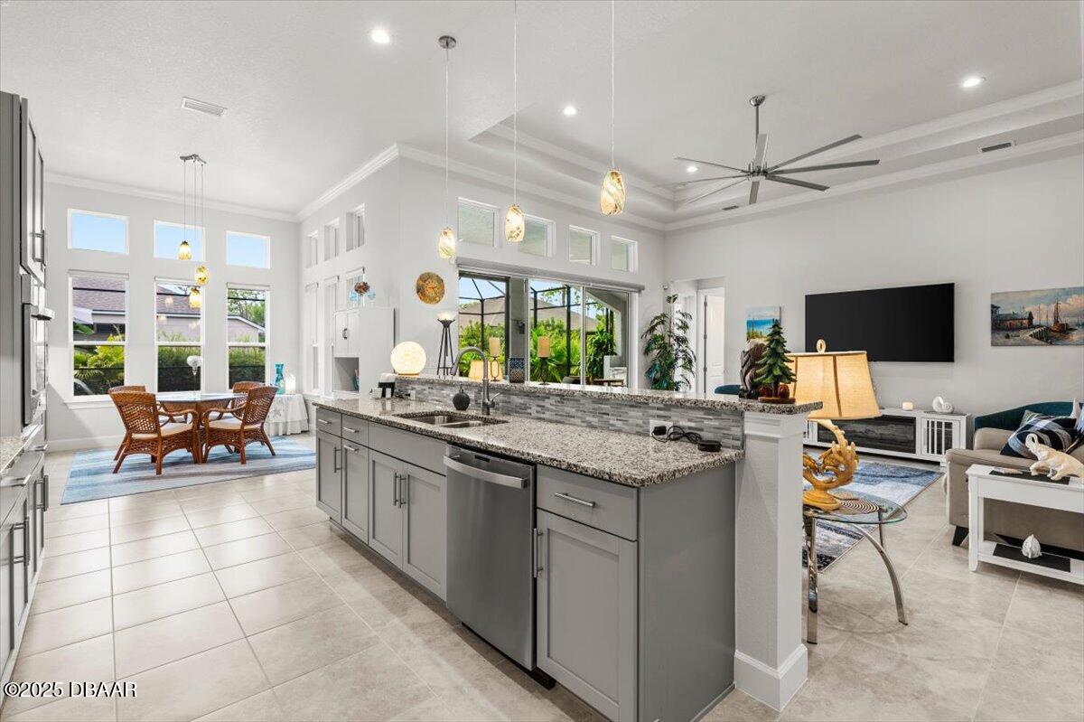 Port Orange, Florida, 32128, United States, 4 Bedrooms Bedrooms, ,3 BathroomsBathrooms,Residential,Active,1894589