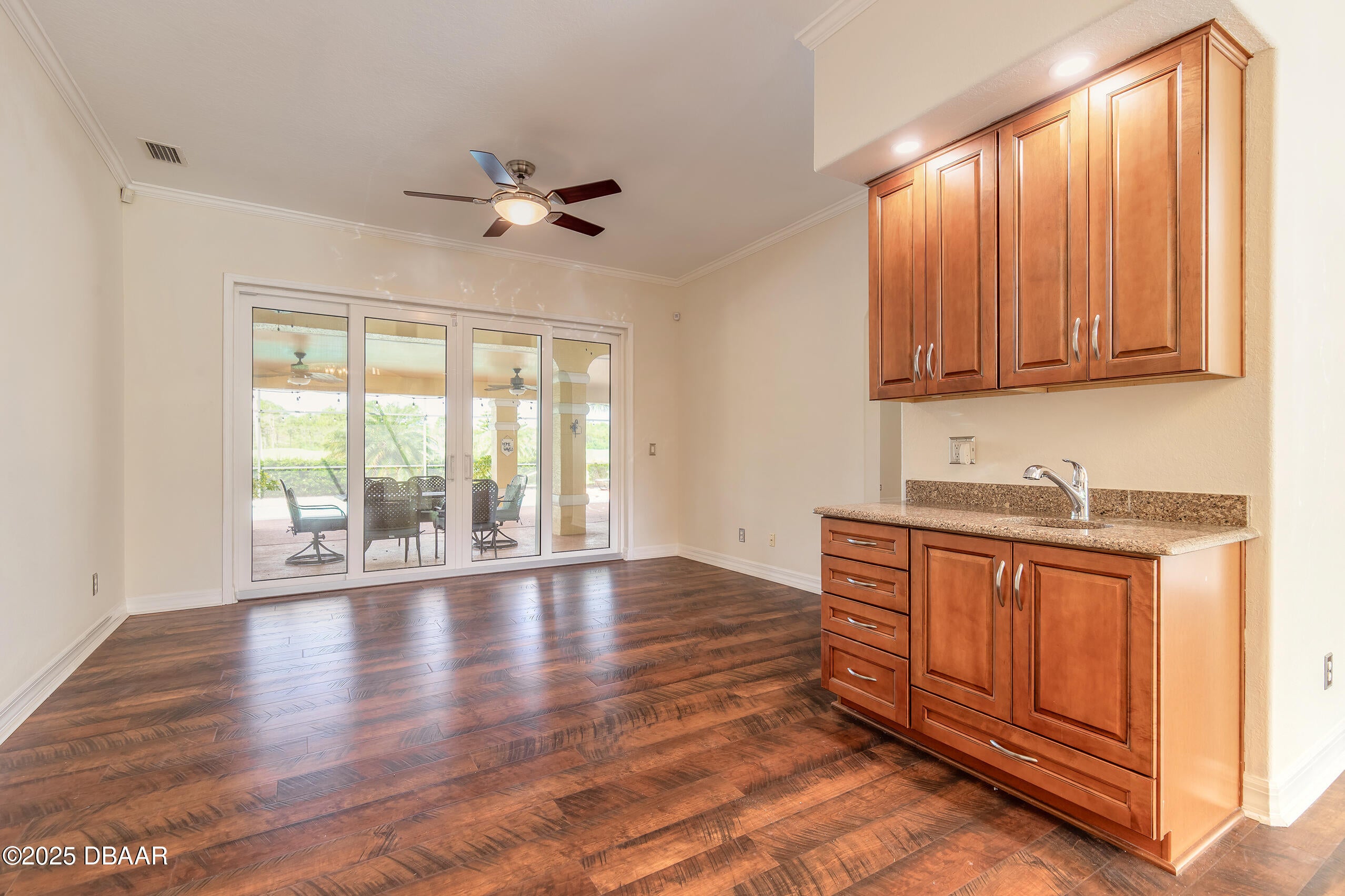 Daytona Beach, Florida, 32124, United States, 5 Bedrooms Bedrooms, ,4 BathroomsBathrooms,Residential,Active,1942402