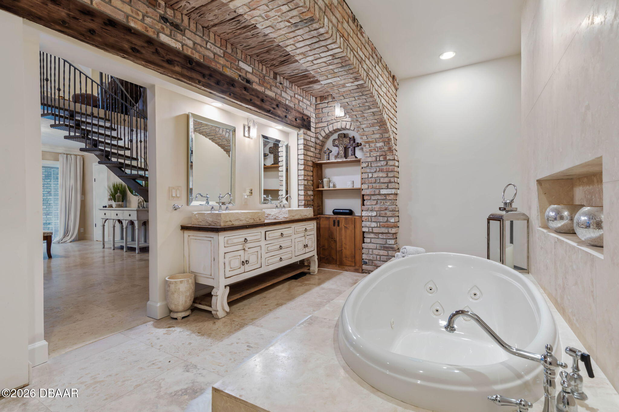 Ormond Beach, Florida, 32176, United States, 6 Bedrooms Bedrooms, ,7 BathroomsBathrooms,Residential,Active,2032071