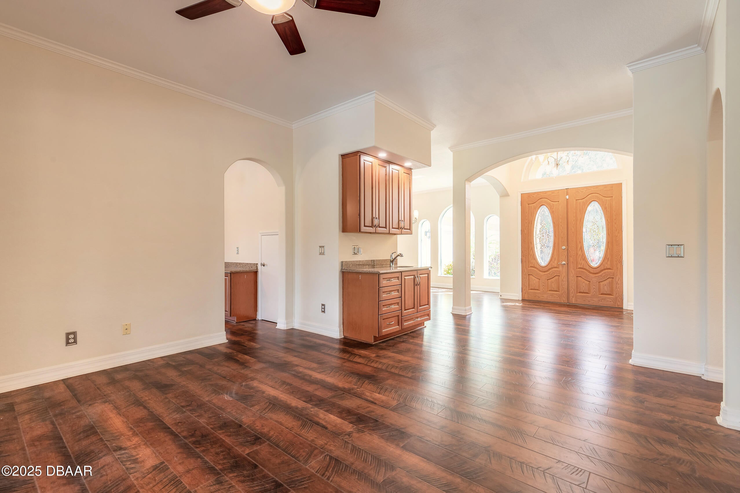 Daytona Beach, Florida, 32124, United States, 5 Bedrooms Bedrooms, ,4 BathroomsBathrooms,Residential,Active,1942402