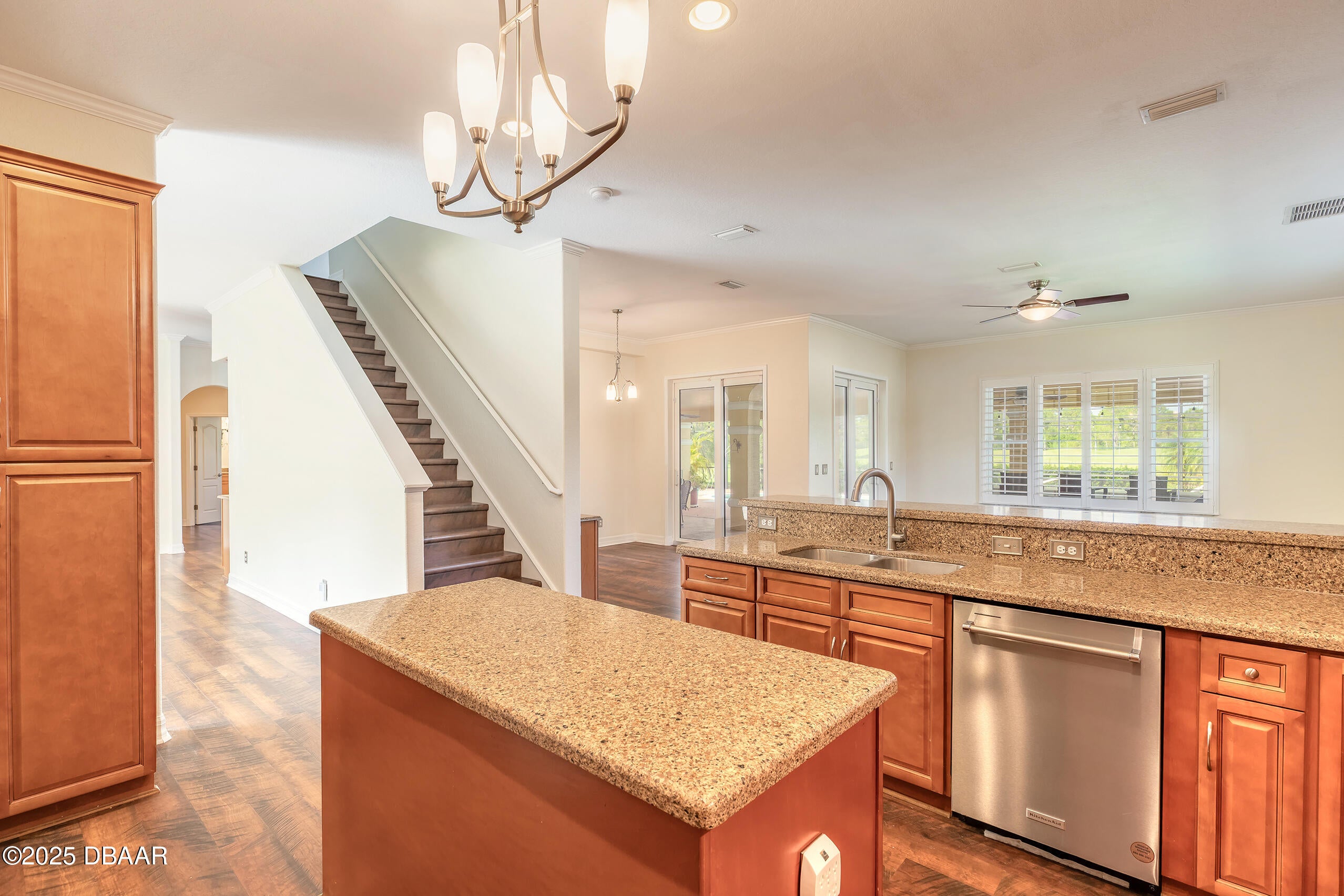 Daytona Beach, Florida, 32124, United States, 5 Bedrooms Bedrooms, ,4 BathroomsBathrooms,Residential,Active,1942402