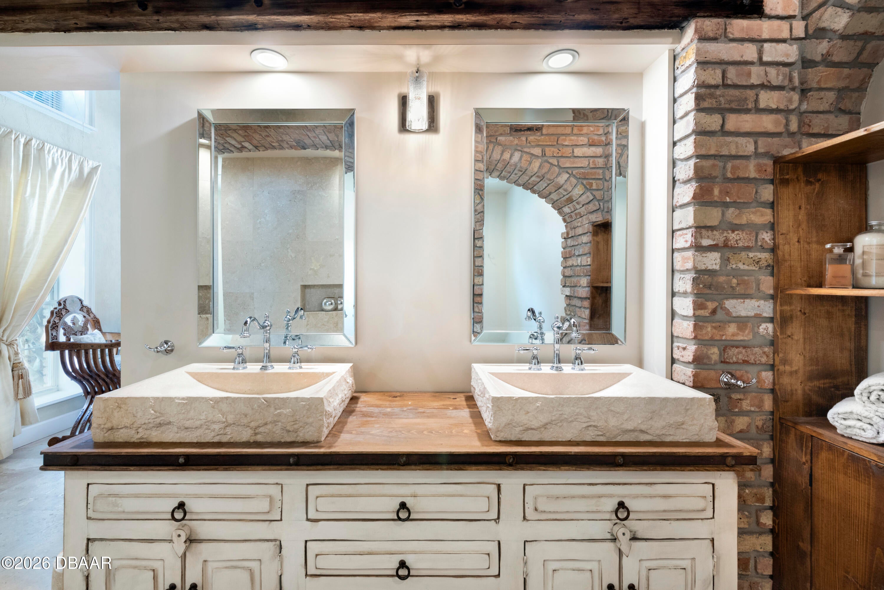 Ormond Beach, Florida, 32176, United States, 6 Bedrooms Bedrooms, ,7 BathroomsBathrooms,Residential,Active,2032071