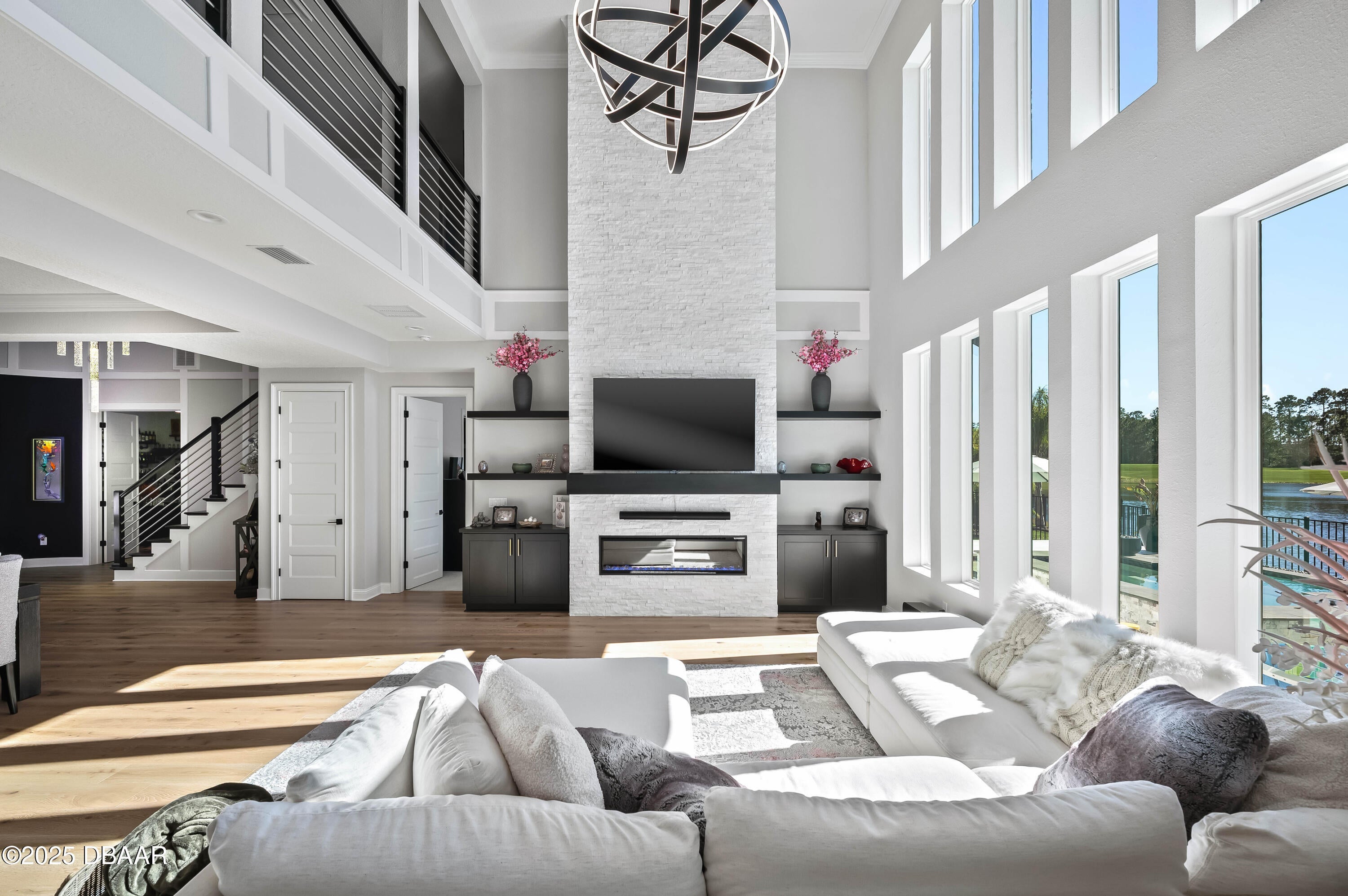 Fernandina Beach, Florida, 32034, United States, 5 Bedrooms Bedrooms, ,4 BathroomsBathrooms,Residential,Active,1920231