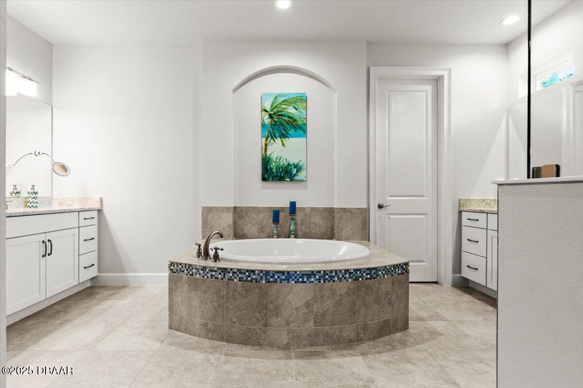 Port Orange, Florida, 32128, United States, 4 Bedrooms Bedrooms, ,3 BathroomsBathrooms,Residential,Active,1894589