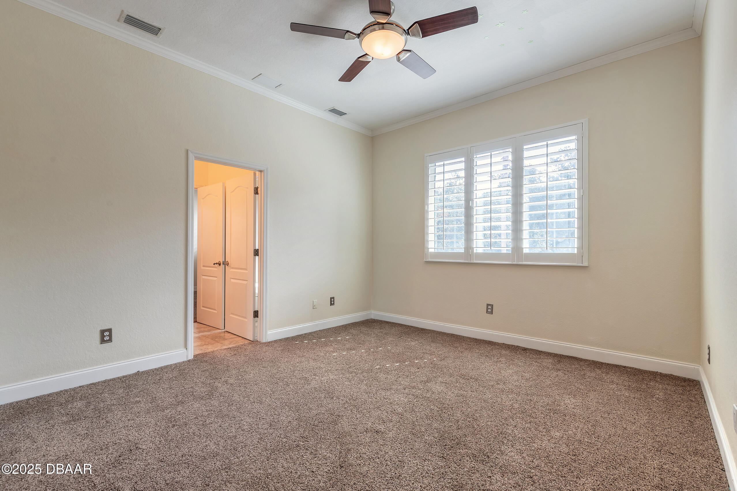 Daytona Beach, Florida, 32124, United States, 5 Bedrooms Bedrooms, ,4 BathroomsBathrooms,Residential,Active,1942402