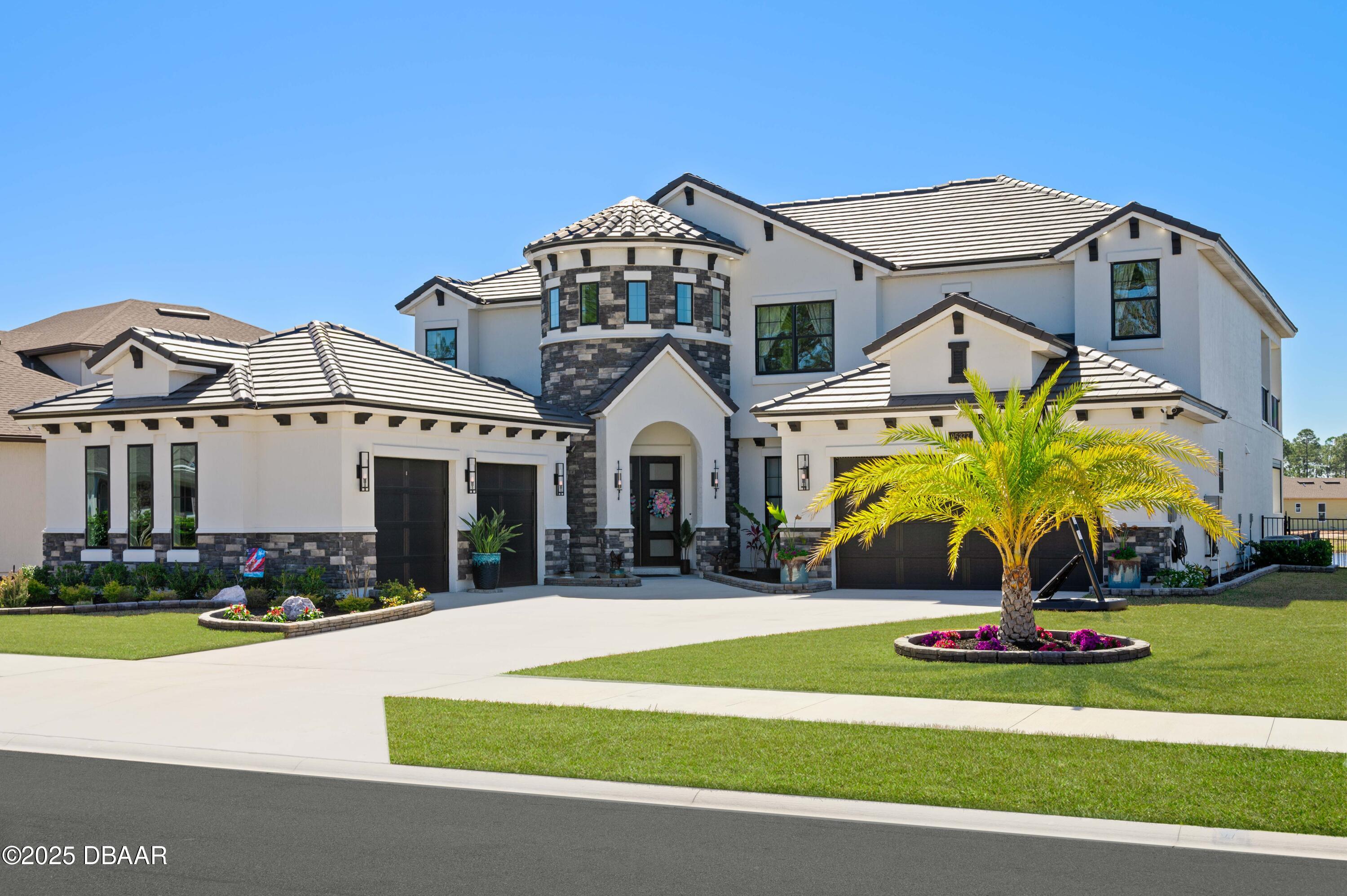 Fernandina Beach, Florida, 32034, United States, 5 Bedrooms Bedrooms, ,4 BathroomsBathrooms,Residential,Active,1920231