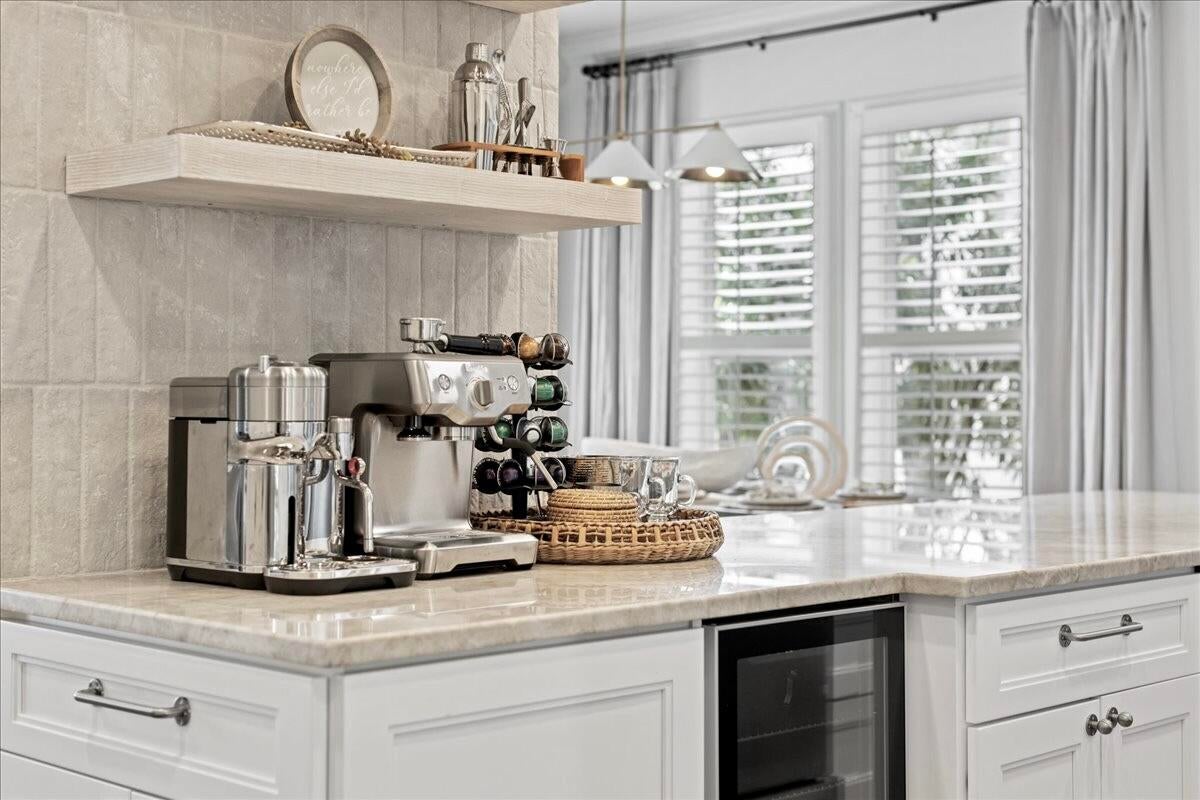 Destin, Florida, 32541, United States, 4 Bedrooms Bedrooms, ,4 BathroomsBathrooms,Residential,Active,1992549