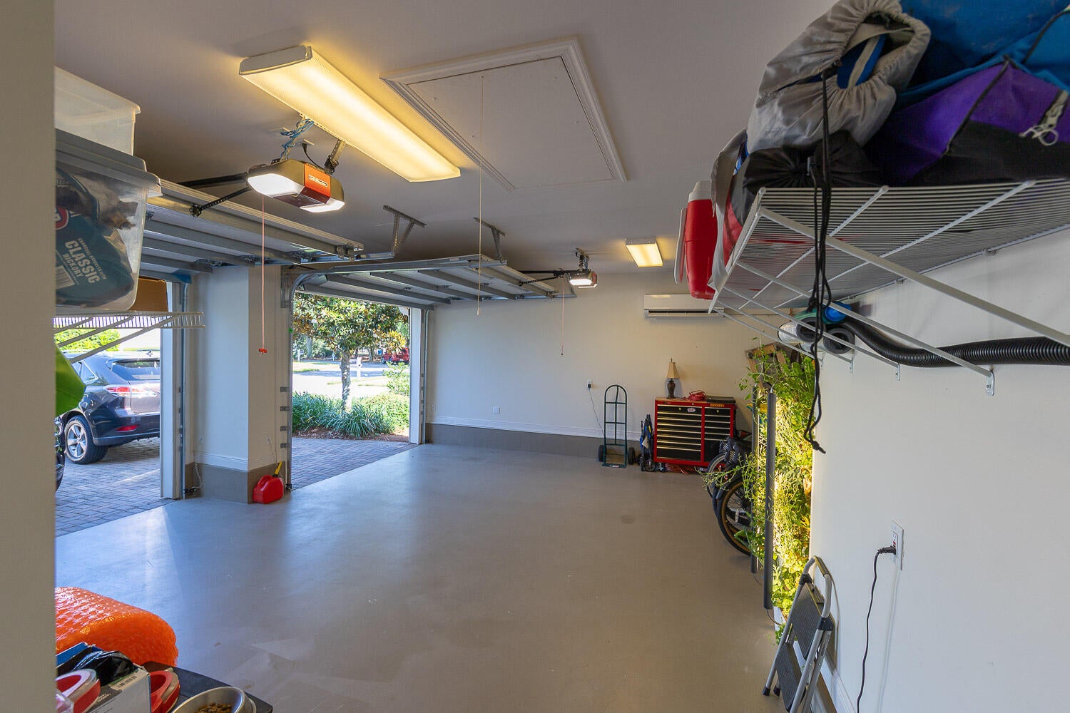 Destin, Florida, 32541, United States, 4 Bedrooms Bedrooms, ,3 BathroomsBathrooms,Residential,Active,1871935