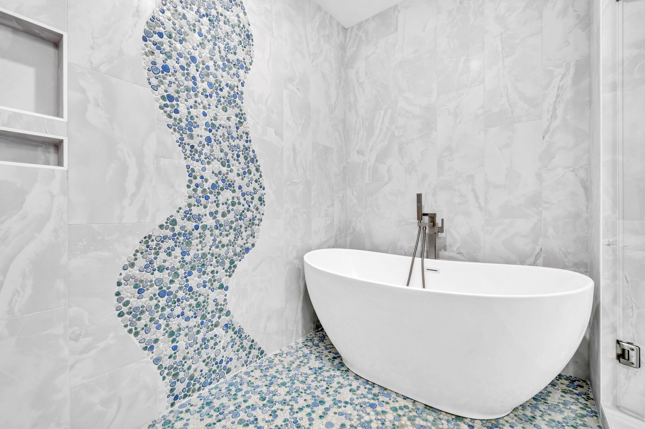 Destin, Florida, 32541, United States, 3 Bedrooms Bedrooms, ,3 BathroomsBathrooms,Residential,Active,1962190