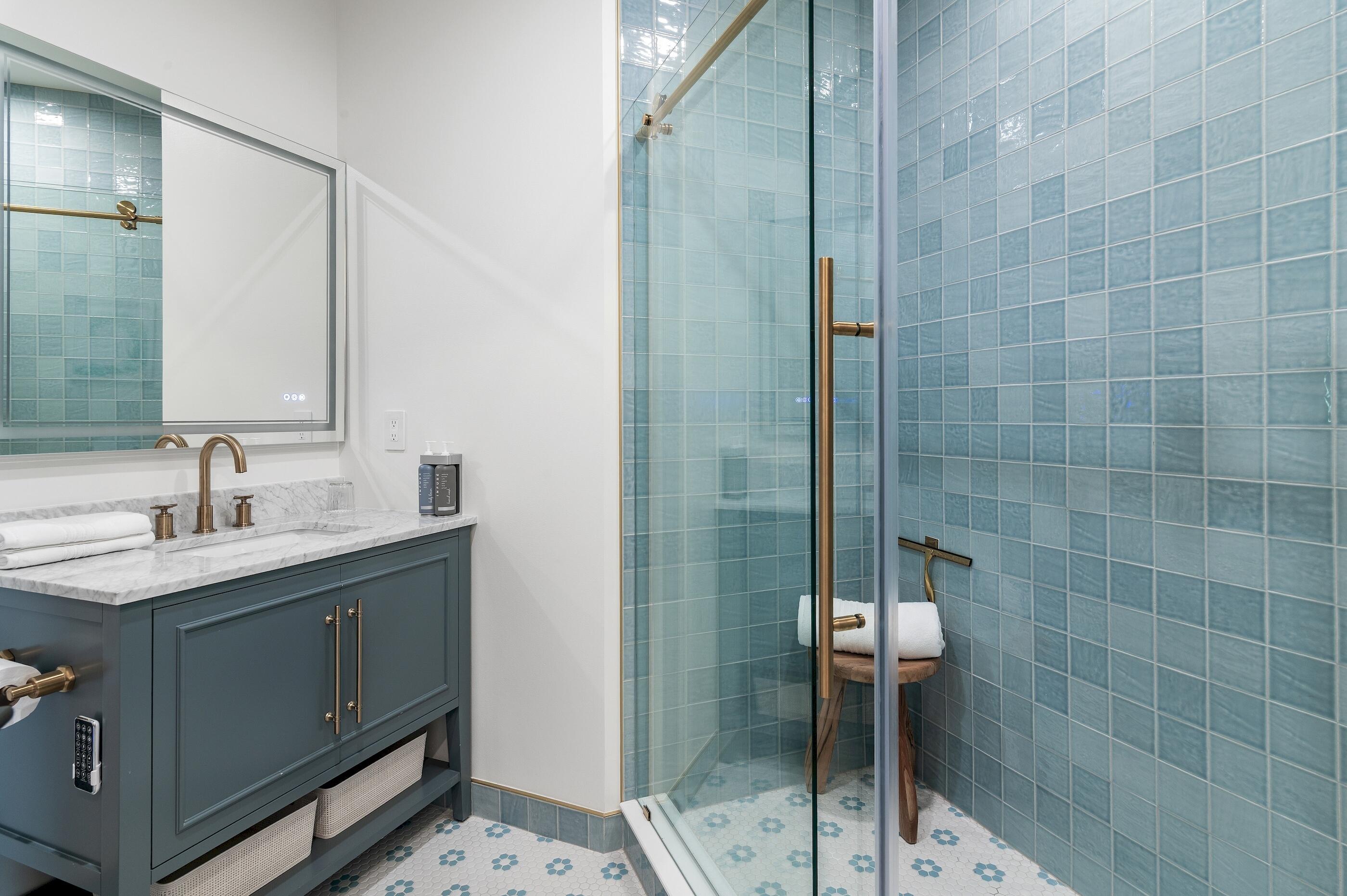 Destin, Florida, 32541, United States, 4 Bedrooms Bedrooms, ,4 BathroomsBathrooms,Residential,Active,1992549