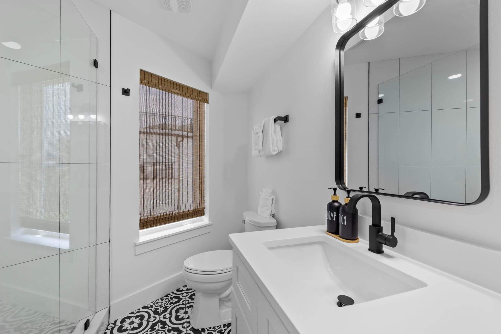 Destin, Florida, 32541, United States, 6 Bedrooms Bedrooms, ,8 BathroomsBathrooms,Residential,Active,1952033