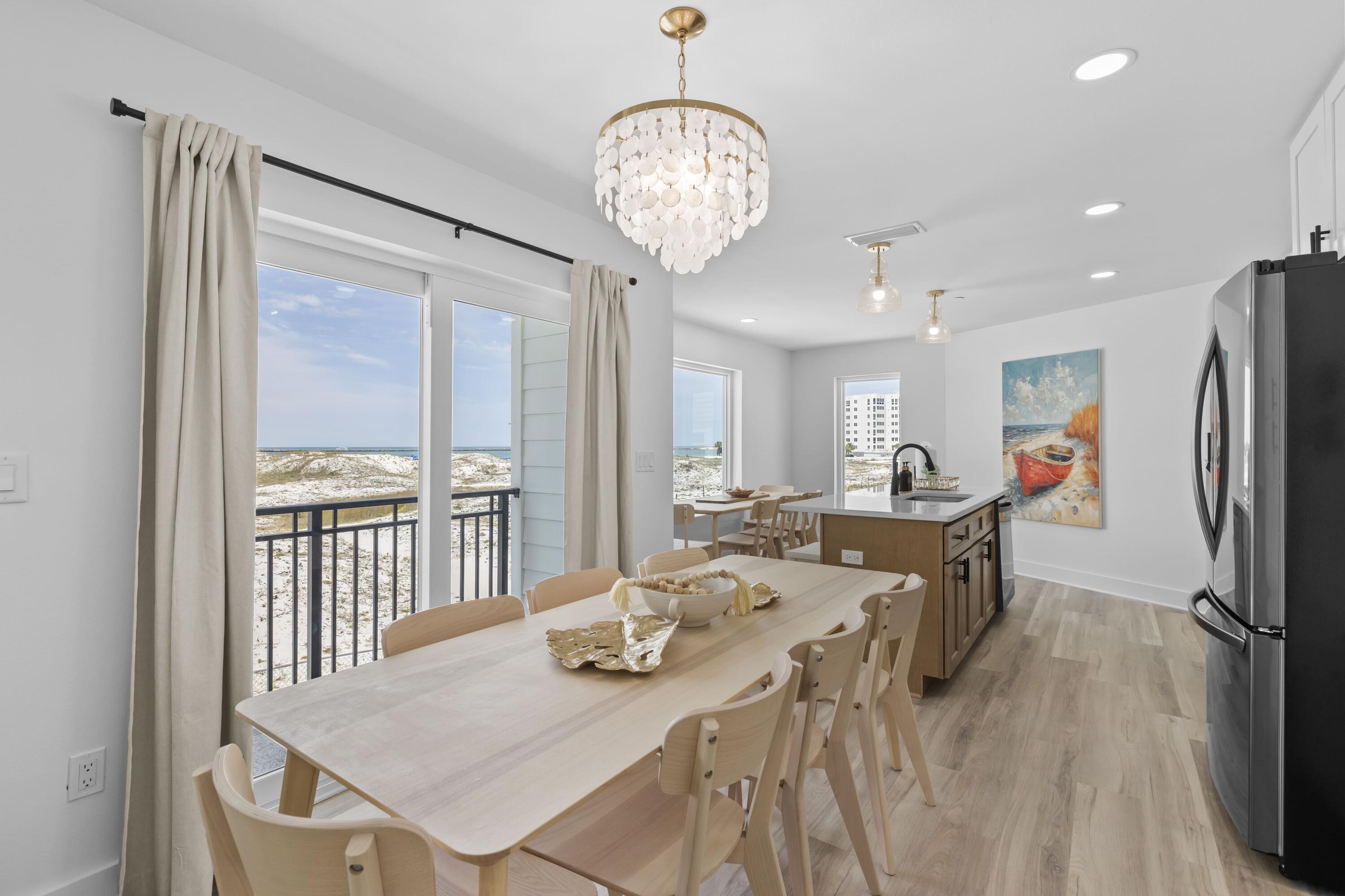 Destin, Florida, 32541, United States, 6 Bedrooms Bedrooms, ,8 BathroomsBathrooms,Residential,Active,1952033