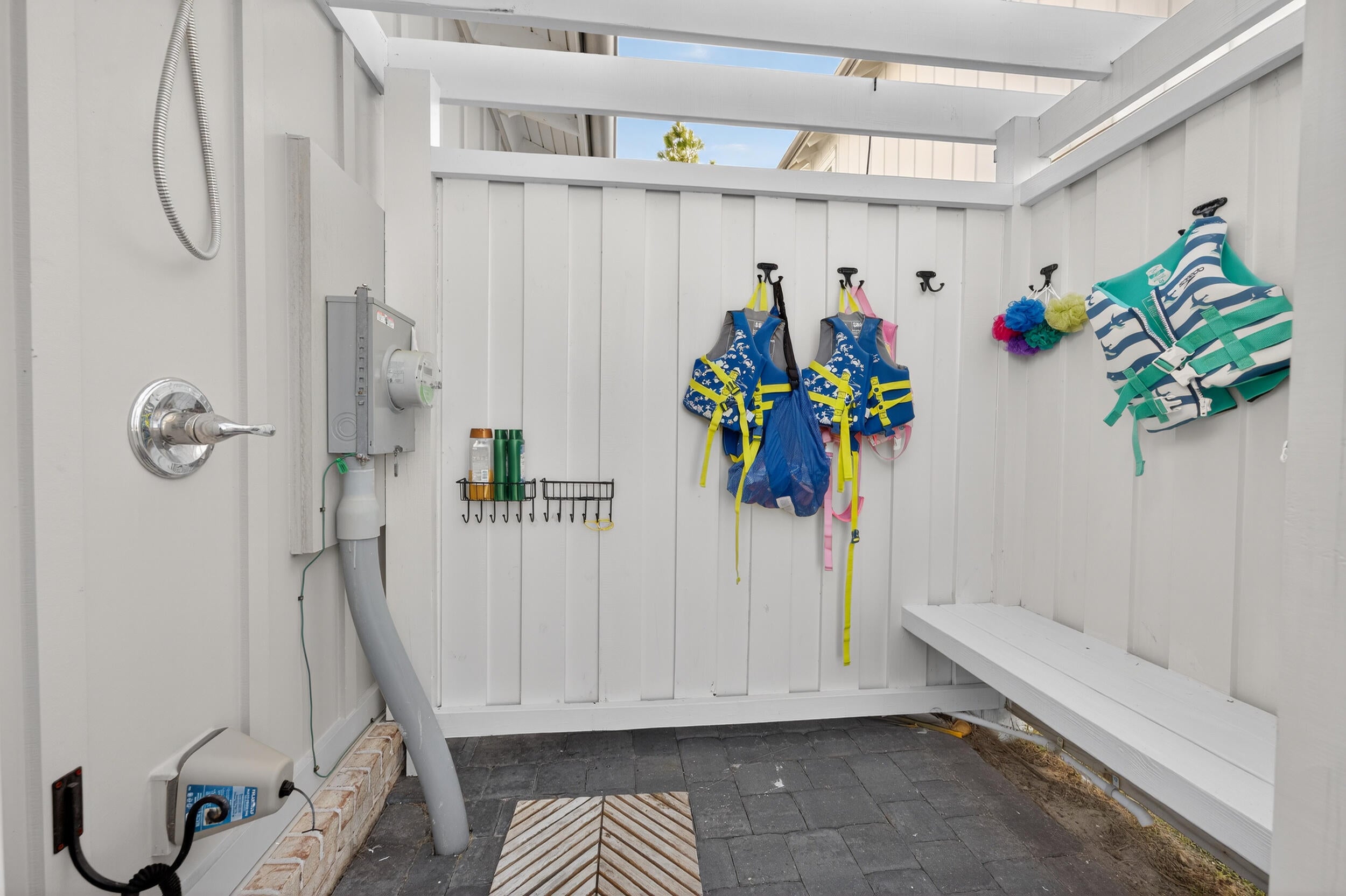 Santa Rosa Beach, Florida, 32459, United States, 3 Bedrooms Bedrooms, ,4 BathroomsBathrooms,Residential,Active,2018189