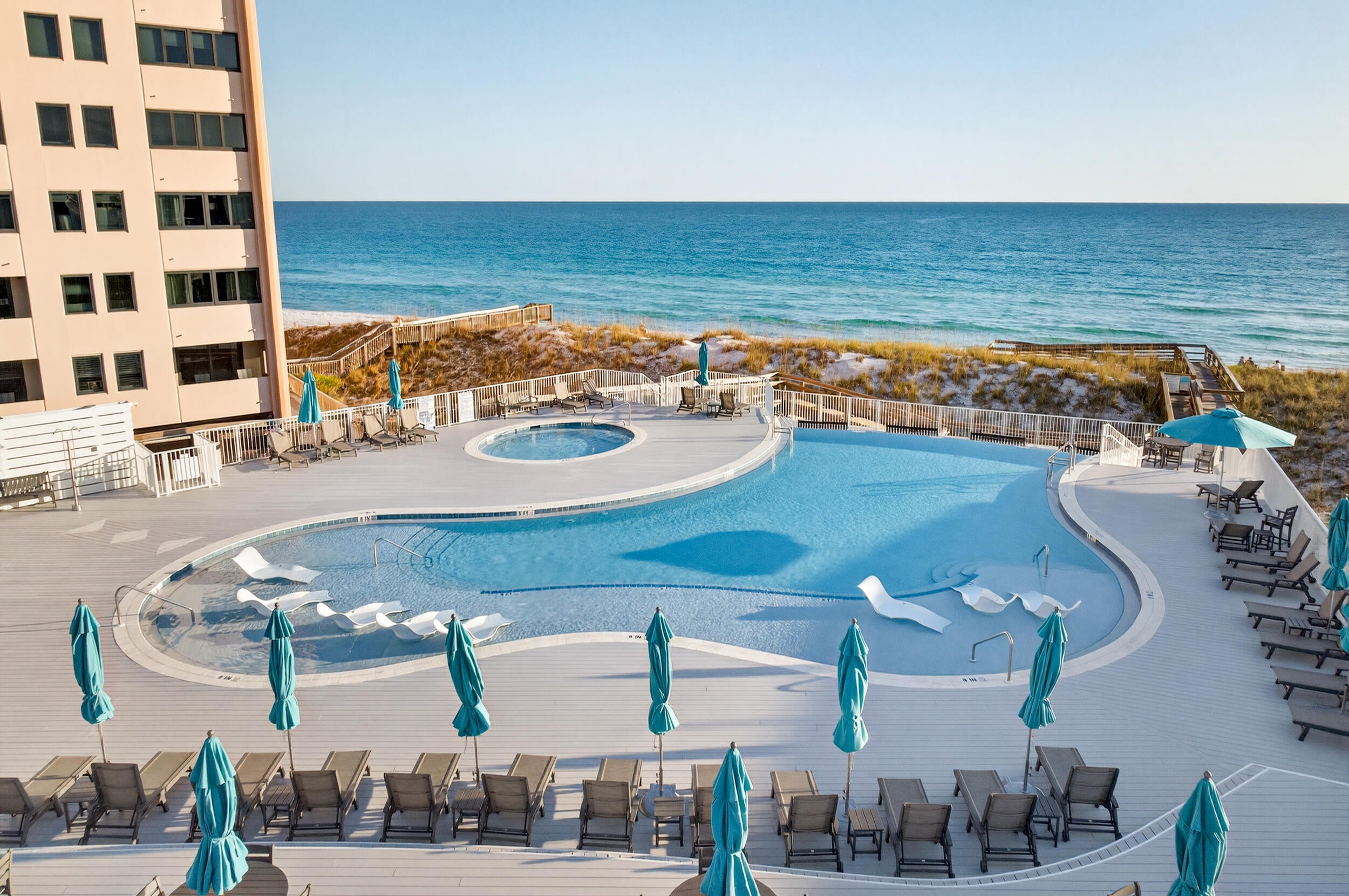 Destin, Florida, 32541, United States, 4 Bedrooms Bedrooms, ,4 BathroomsBathrooms,Residential,Active,1992549