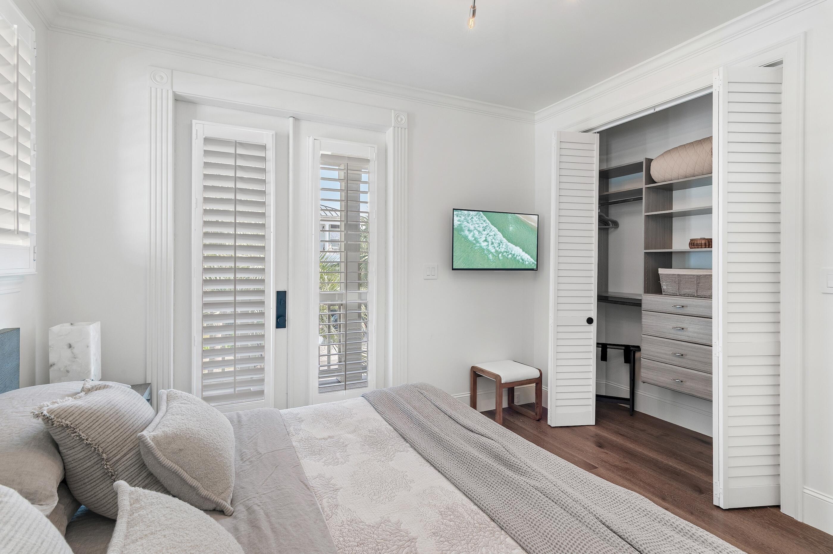 Destin, Florida, 32541, United States, 4 Bedrooms Bedrooms, ,4 BathroomsBathrooms,Residential,Active,1992549